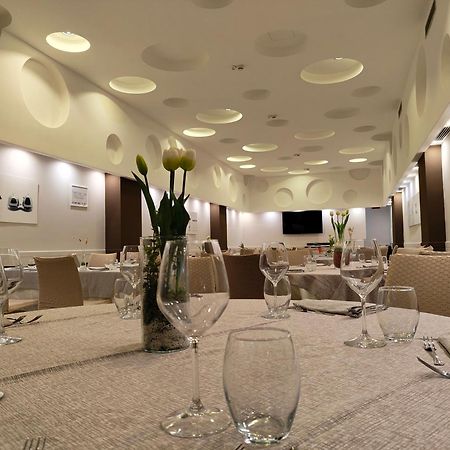 Sunrise Hotel Casoria Luaran gambar