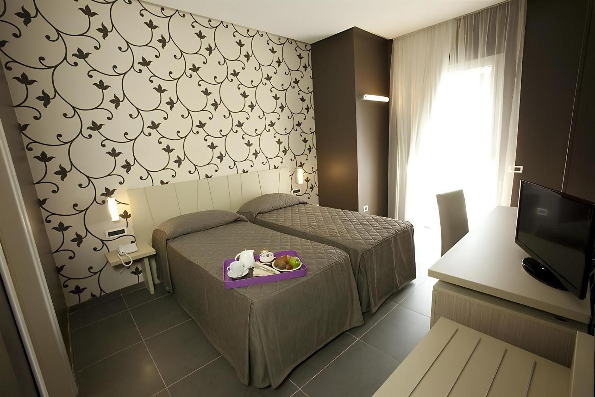Sunrise Hotel Casoria Luaran gambar